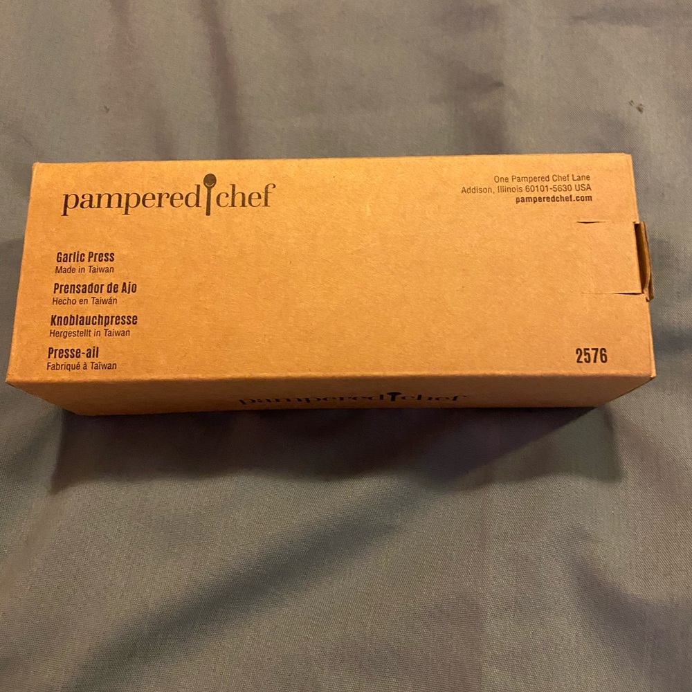 Pampered Chef Garlic Press